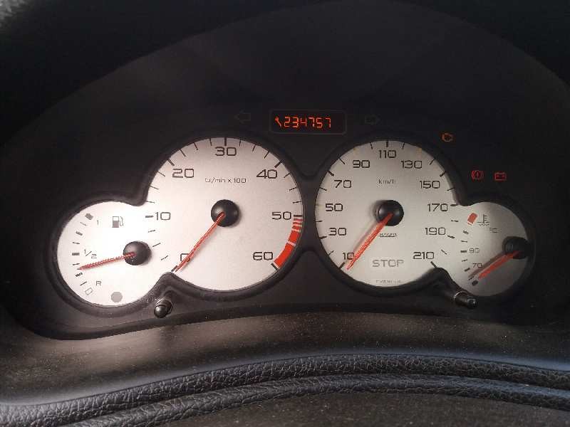 peugeot 206 berlina del año 2002