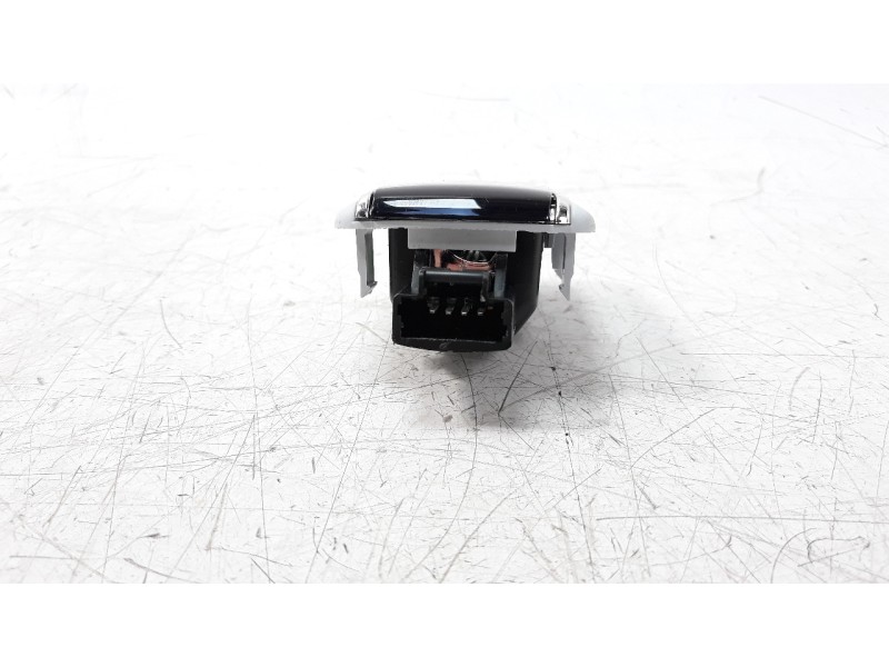 Recambio de luz interior para peugeot 508 sw 1.6 e-hdi fap referencia OEM IAM 172001532  