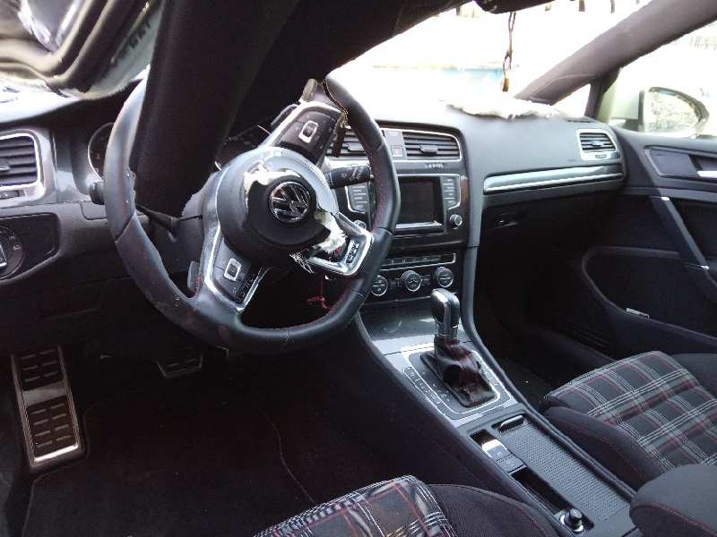 volkswagen golf vii lim. del año 2014