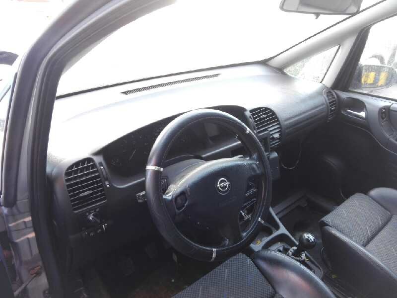 opel zafira a del año 2002