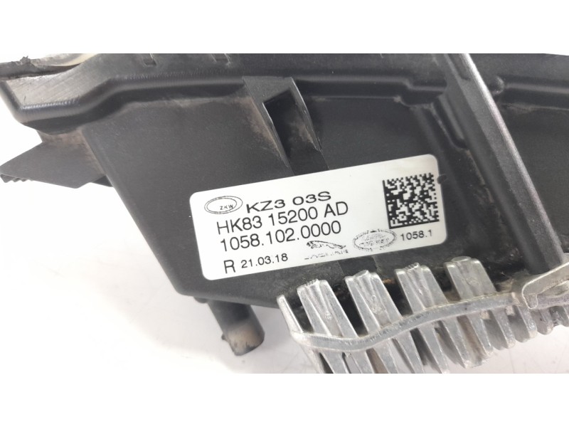 Recambio de faro antiniebla derecho para jaguar e-pace first edition referencia OEM IAM HK8315200AD  