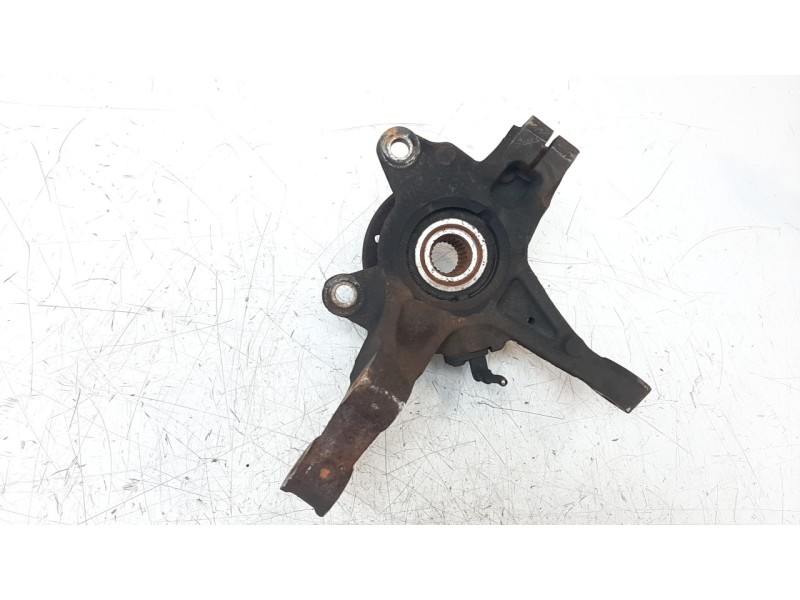 Recambio de mangueta delantera izquierda para dacia sandero 1.2 16v cat referencia OEM IAM 400158414R  