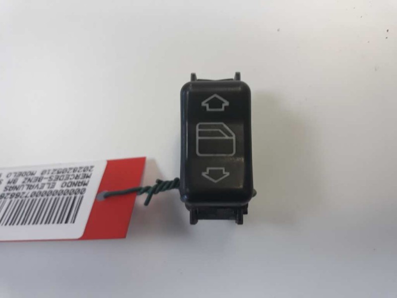Recambio de mando elevalunas delantero izquierdo para mercedes-benz clase c (w202) berlina referencia OEM IAM 2028205210  