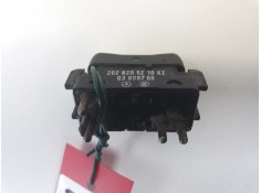 Recambio de mando elevalunas delantero izquierdo para mercedes-benz clase c (w202) berlina referencia OEM IAM 2028205210   2