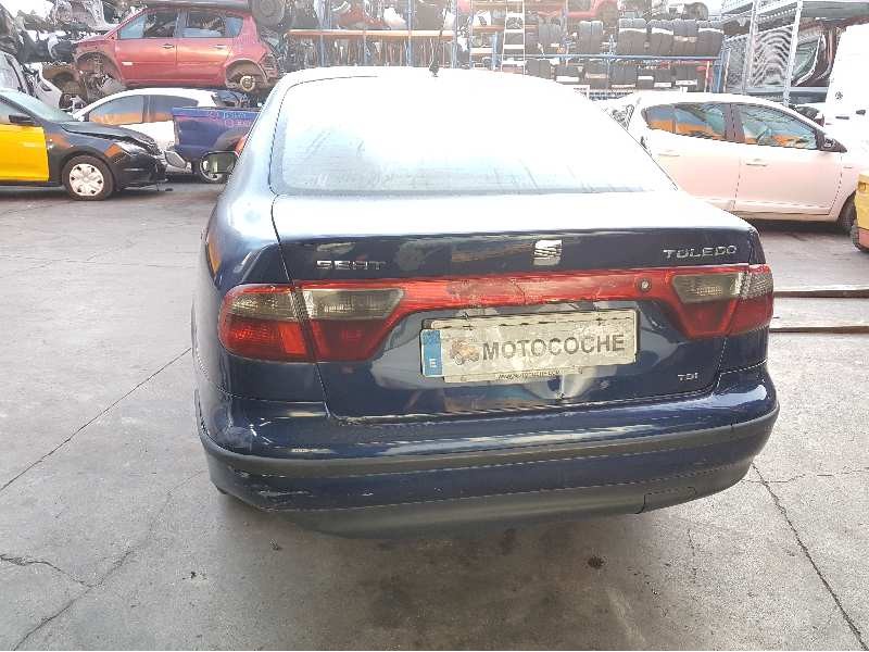 seat toledo (1m2) del año 2000