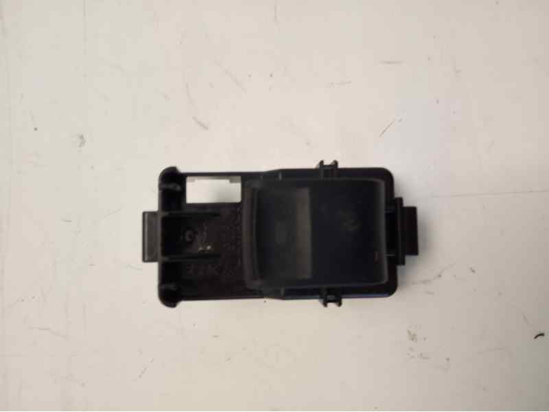 Recambio de mando elevalunas delantero derecho para toyota lexus ct 200h referencia OEM IAM   