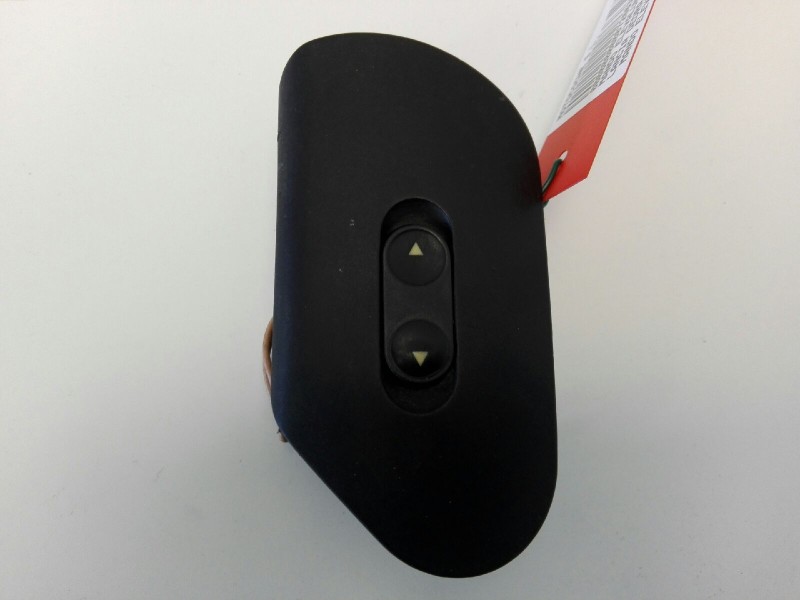 Recambio de mando elevalunas delantero derecho para lancia dedra berl. 1.6 cat referencia OEM IAM   