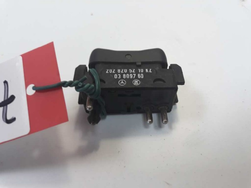 Recambio de mando elevalunas trasero derecho para mercedes-benz clase c (w202) berlina 250 diesel (202.125) referencia OEM IAM 2
