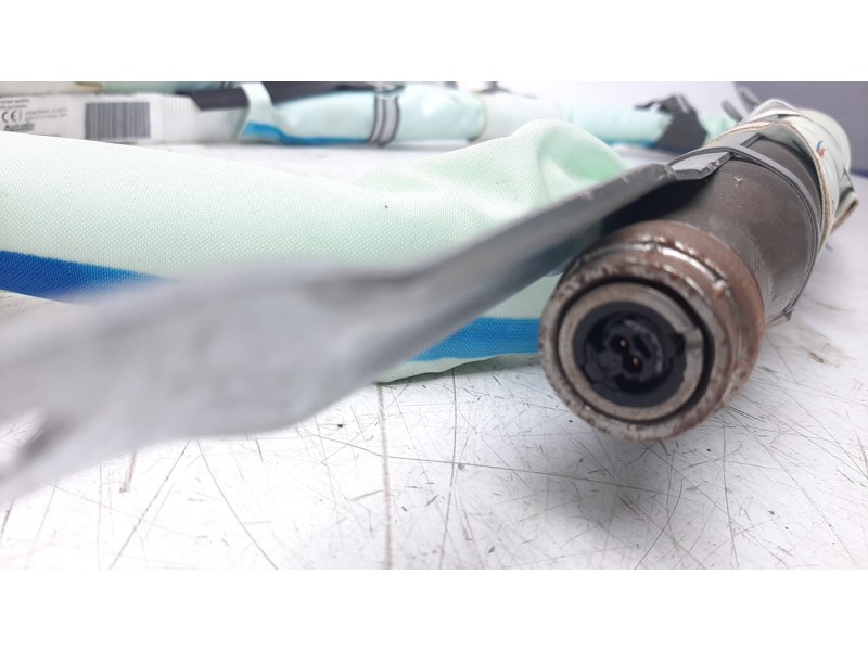 Recambio de airbag cortina delantero izquierdo para jeep cherokee 2.0 m-jet cat referencia OEM IAM P68100767AC  