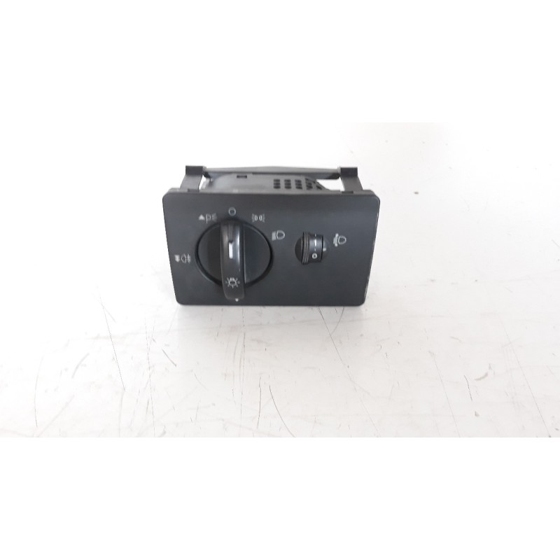 Recambio de mando luces para ford focus lim. (cb4) 1.6 tdci cat referencia OEM IAM 7M5T13A024LA  