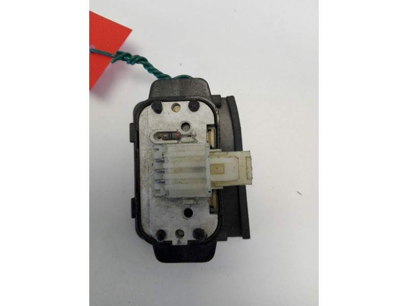 Recambio de mando elevalunas delantero derecho para lancia dedra berl. 1.9 turbodiesel cat referencia OEM IAM   