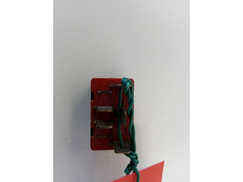 Recambio de mando elevalunas trasero derecho para lancia thema 2.0 turbo referencia OEM IAM   