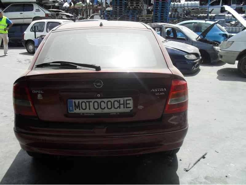 opel astra g berlina del año 1998