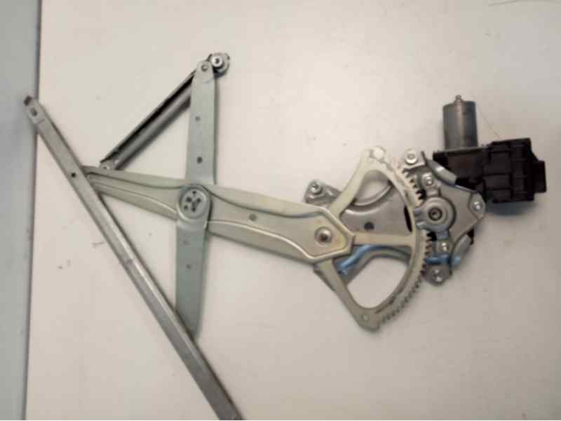 Recambio de elevalunas trasero derecho para toyota lexus ct 200h referencia OEM IAM   