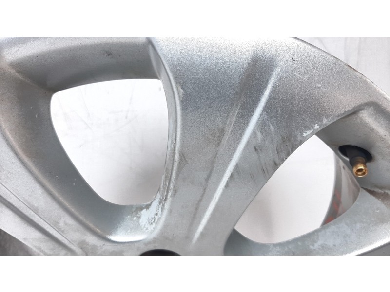 Recambio de llanta para opel astra gtc 1.7 16v cdti referencia OEM IAM 13256791  
