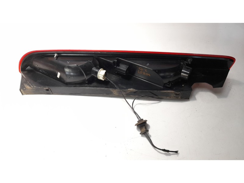 Recambio de piloto trasero derecho para ford focus lim. (cb4) 1.6 tdci cat referencia OEM IAM 1520757 103F10420772 FD4264153VIS