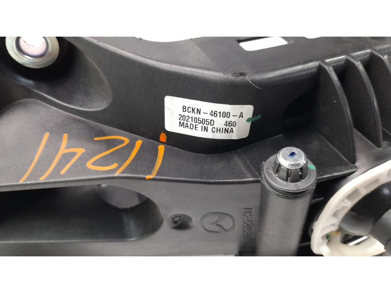 Recambio de palanca cambio para mazda 3 berlina (bp) referencia OEM IAM BCKN46100A  