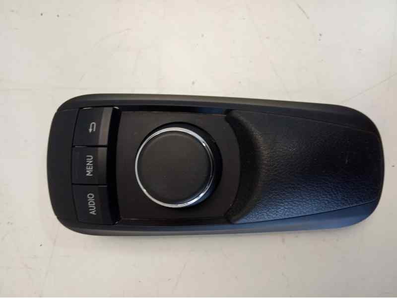 Recambio de mando multifuncion para toyota lexus ct 200h referencia OEM IAM   