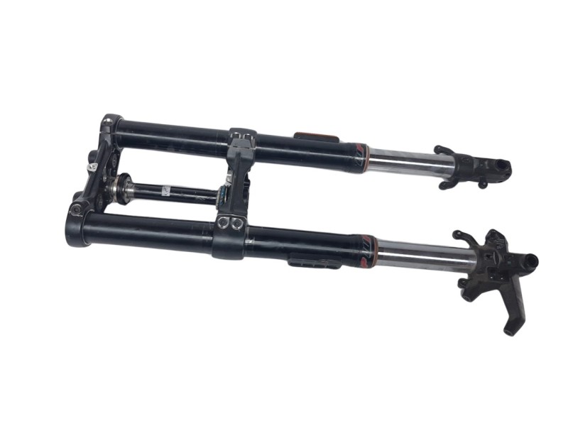 Recambio de horquilla completa para ktm 390 duke referencia OEM IAM 94301001000 94301002000 