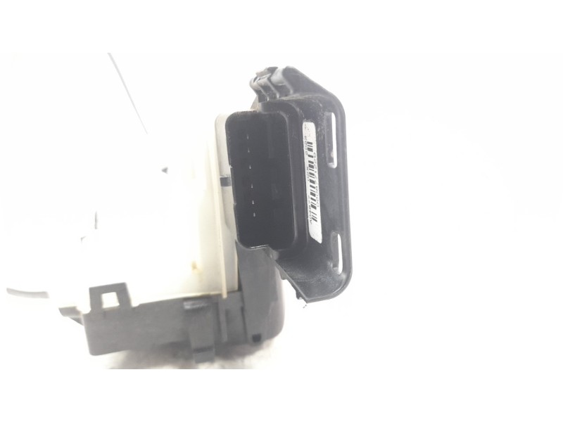 Recambio de cerradura puerta trasera derecha para peugeot 208 (p2) allure pack referencia OEM IAM 444128  