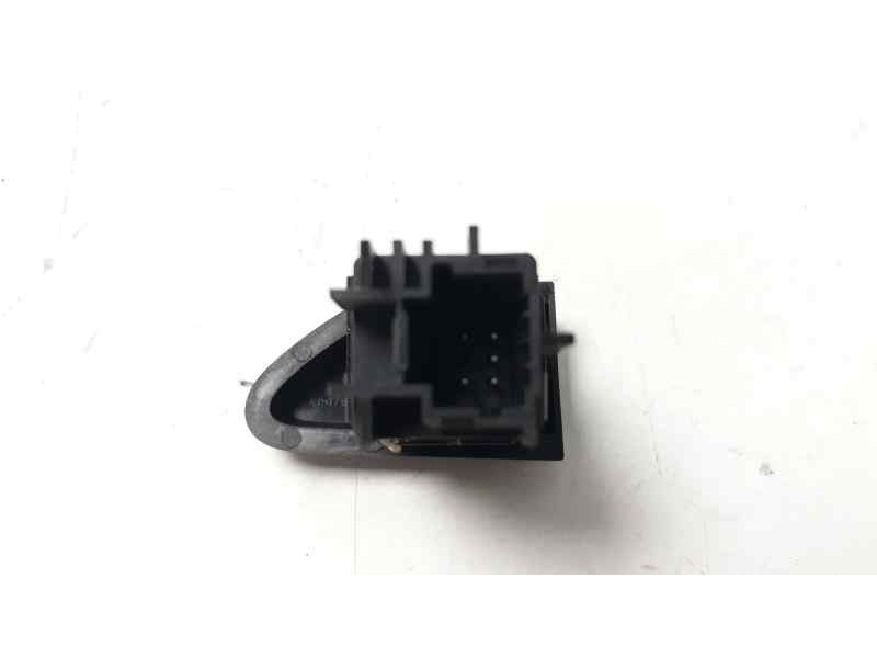 Recambio de warning para renault clio iv limited referencia OEM IAM 252907372R  