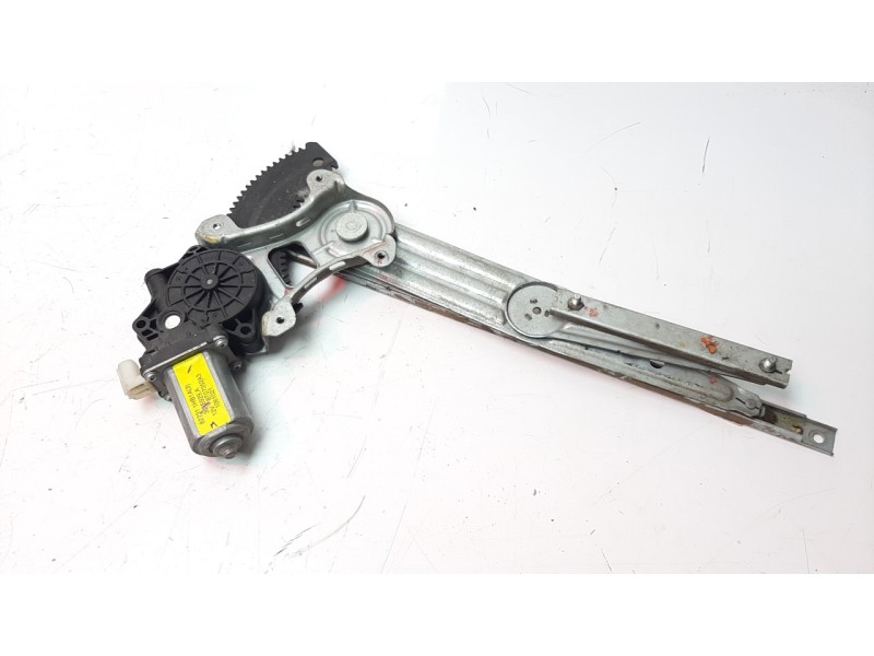 Recambio de elevalunas delantero izquierdo para nissan micra (k13) 1.2 cat referencia OEM IAM 807011HB2A 106805015 