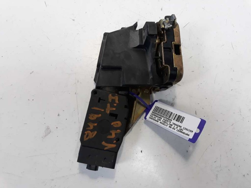 Recambio de cerradura puerta trasera izquierda para volvo v40 familiar 1.8 16v referencia OEM IAM 30850806  