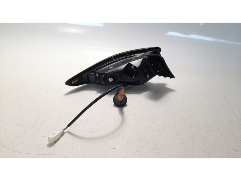 Recambio de piloto trasero derecho para mazda 3 berlina (bp) referencia OEM IAM BCKC51150  