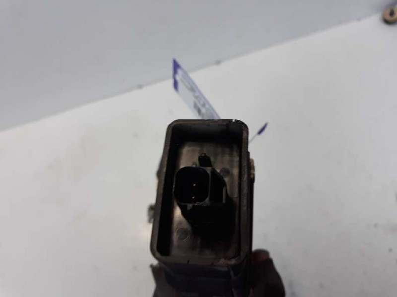 Recambio de cerradura puerta trasera izquierda para volvo v40 familiar 1.8 16v referencia OEM IAM 30850806  