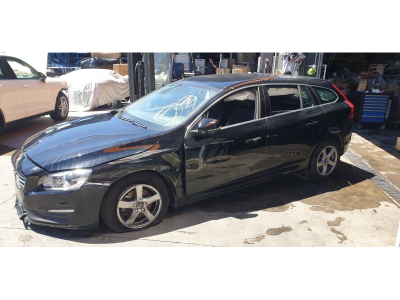 volvo v60 kombi del año 2015