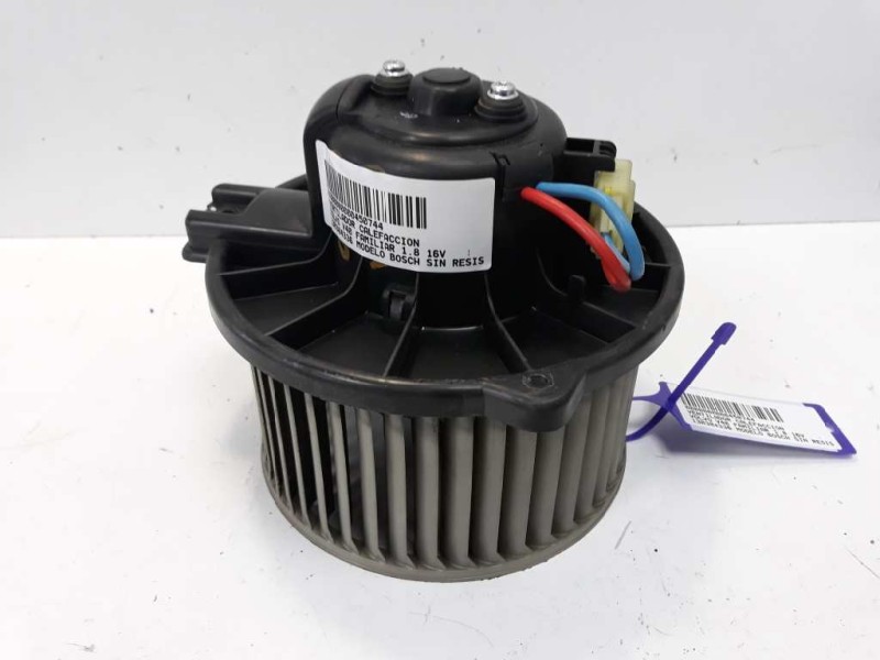 Recambio de ventilador calefaccion para volvo v40 familiar 1.8 16v referencia OEM IAM 130304336 MF0160700620 