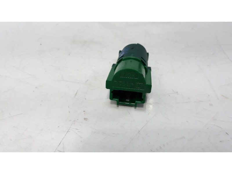 Recambio de interruptor para citroen c3 collection referencia OEM IAM 9804869480  