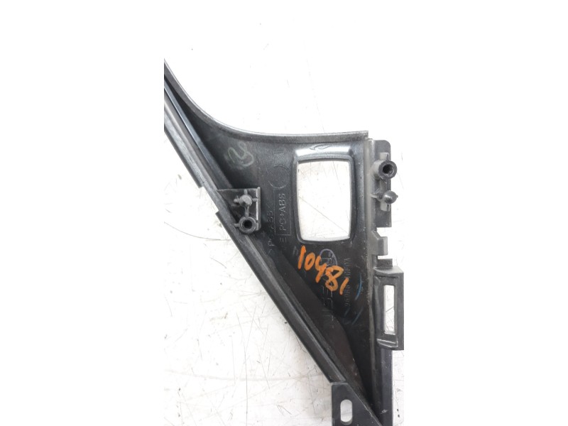 Recambio de moldura para infiniti q50 3.5 v6 cat (híbrido) referencia OEM IAM 969B64GF0A  