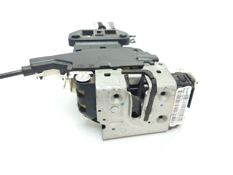 Recambio de cerradura puerta trasera derecha para jeep cherokee 2.0 m-jet cat referencia OEM IAM P04589914AD  
