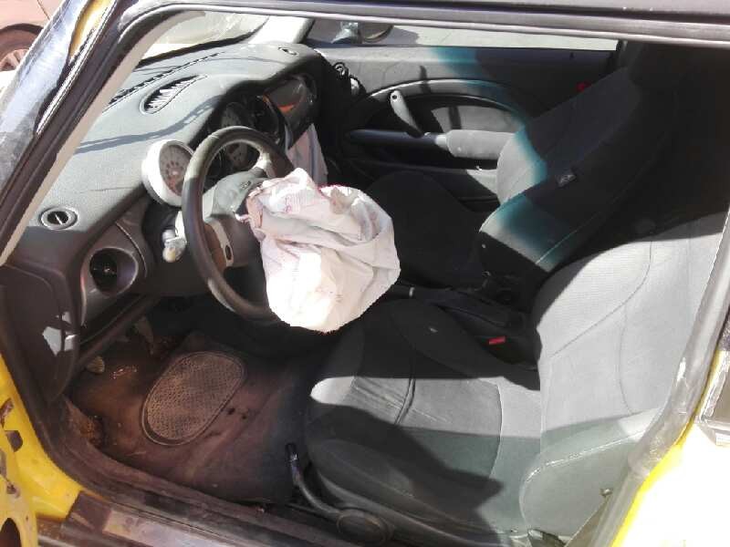 mini mini (r50,r53) del año 2004