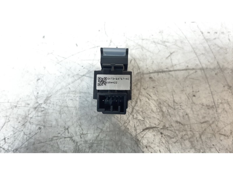 Recambio de mando elevalunas delantero derecho para jaguar f-pace 300 sport awd referencia OEM IAM GX7314717AC  