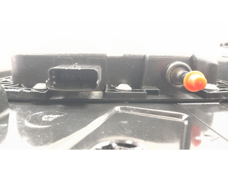 Recambio de deposito adblue para peugeot 208 (p2) allure pack referencia OEM IAM 9828443980  