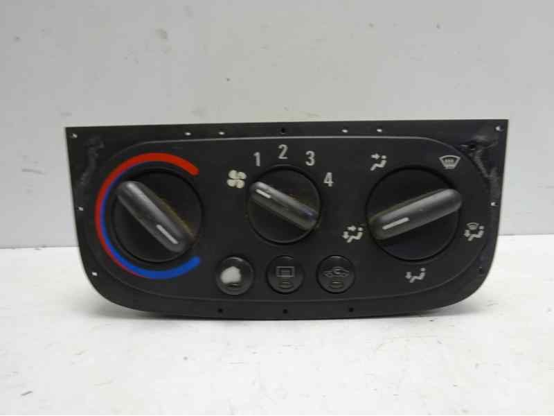 Recambio de mando calefaccion / aire acondicionado para opel corsa c club referencia OEM IAM 1129646  
