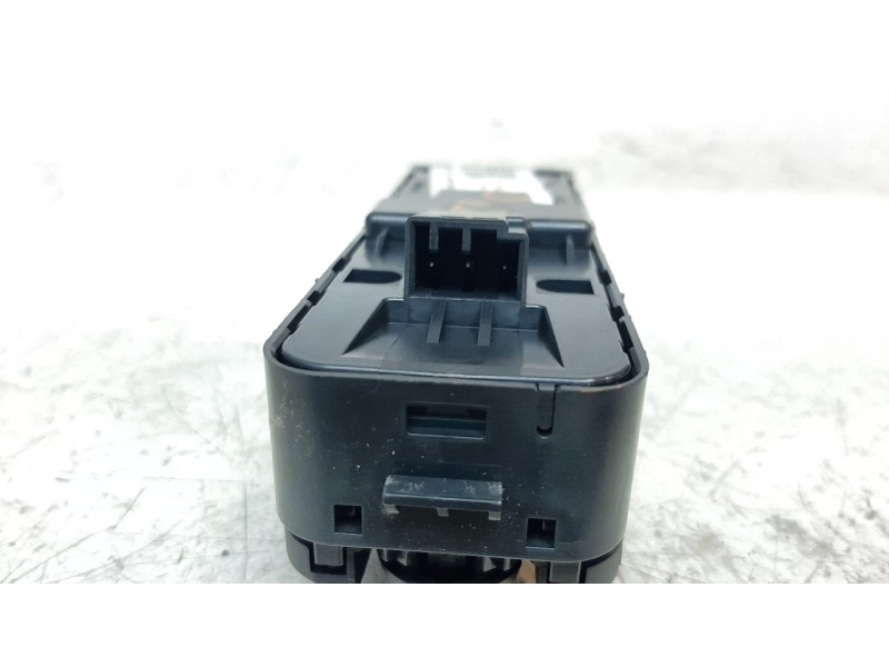 Recambio de mando elevalunas delantero izquierdo para jaguar f-pace 300 sport awd referencia OEM IAM SWI7138  