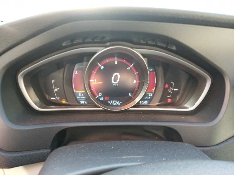 volvo v40 del año 2013