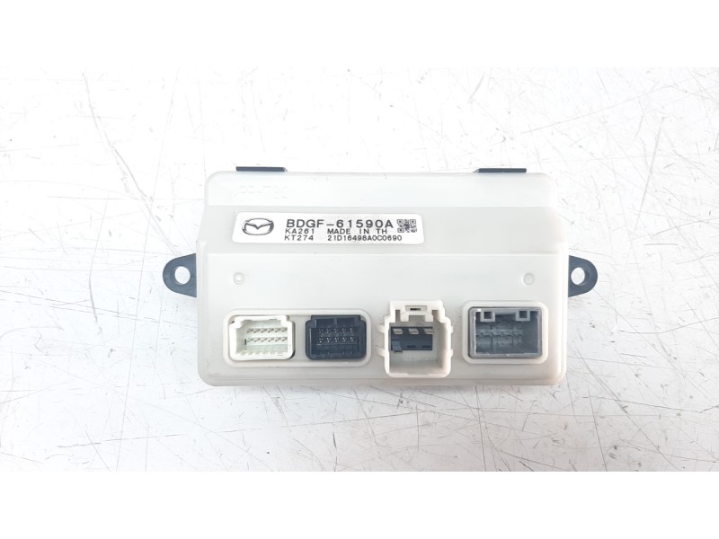 Recambio de resistencia calefaccion para mazda 3 berlina (bp) referencia OEM IAM BDGF61590A  