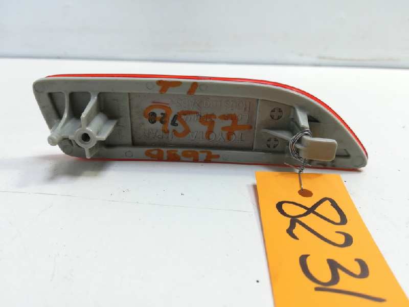 Recambio de faro antiniebla trasero izquierdo para toyota lexus ct 200h referencia OEM IAM 8192012100  