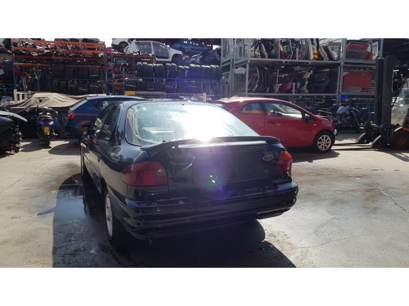 ford mondeo berlina/familiar (fd) del año 1995