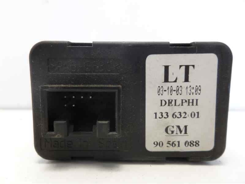 Recambio de mando elevalunas delantero izquierdo para opel astra g berlina comfort referencia OEM IAM 90561088  