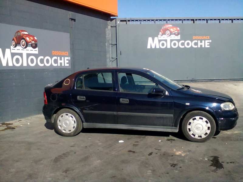 opel astra g berlina del año 2003