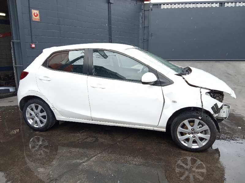 mazda 2 lim. (de) del año 2013