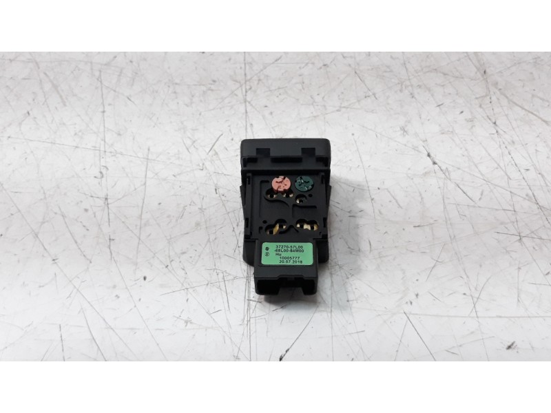 Recambio de interruptor para suzuki vitara 1.4 16v boosterjet cat referencia OEM IAM 3727057L00  