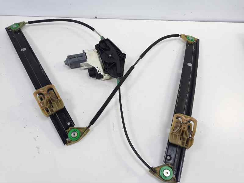 Recambio de elevalunas delantero derecho para audi a4 ber. (b8) básico referencia OEM IAM 8K0837462E 106022414 