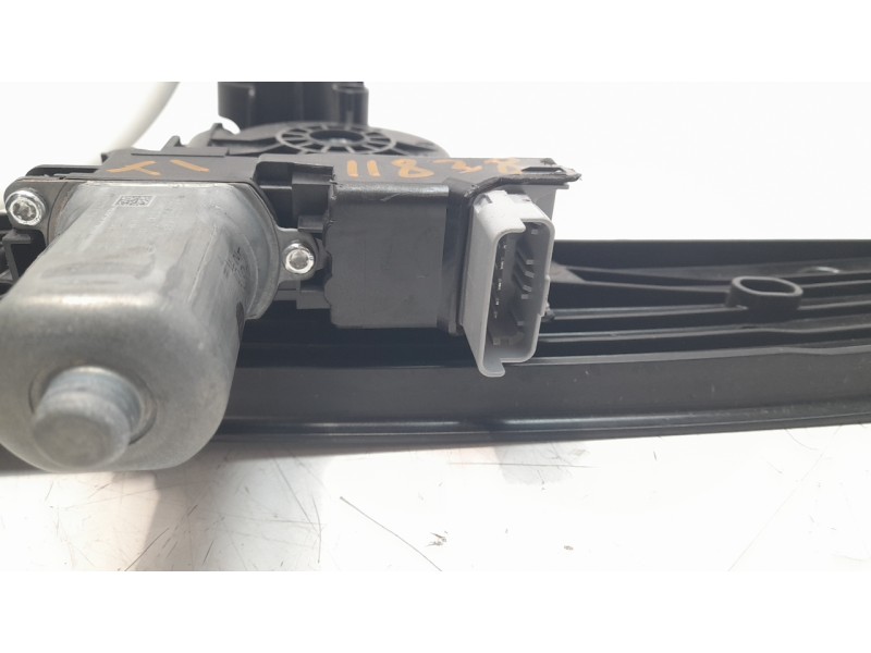 Recambio de elevalunas trasero izquierdo para peugeot 208 (p2) allure pack referencia OEM IAM 9829045980  