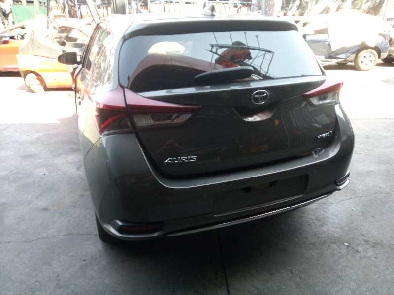 toyota auris del año 2018